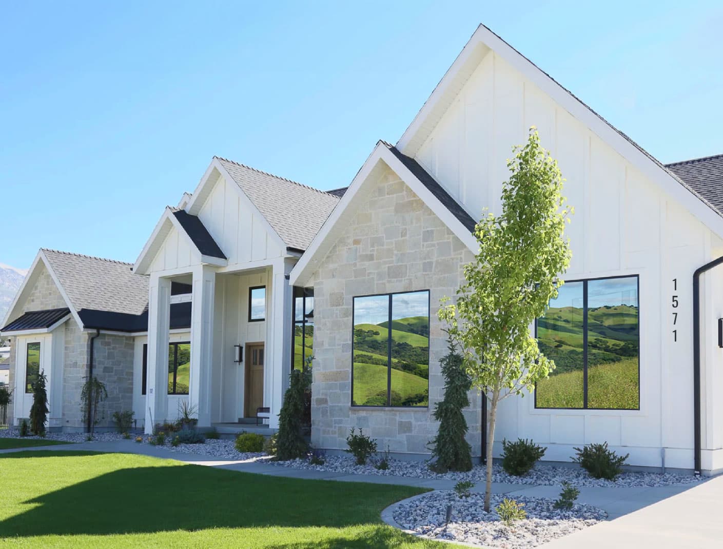 Modern residential privacy film application